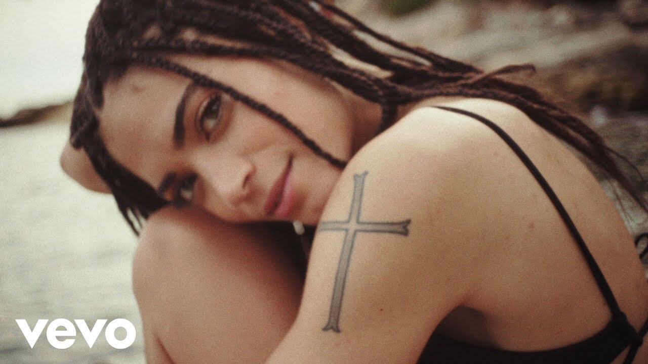 Elodie canta dal vivo, dal 18 luglio in giro per l’Italia
