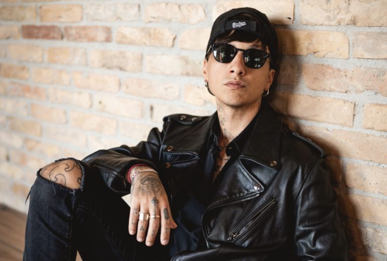 Ultimo torna con “Ti va di stare bene”, secondo tassello del nuovo percorso discografico