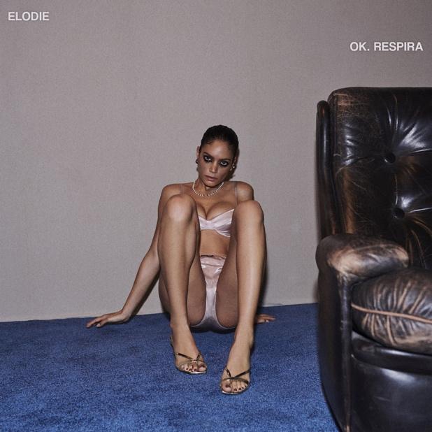 “Ok. Respira”, Elodie annuncia il nuovo progetto discografico in uscita il 10 febbraio