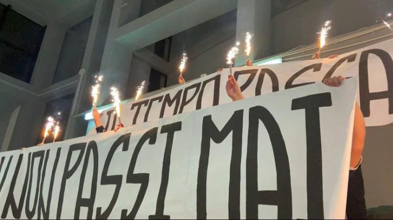 Con i favori del pronostico lo Squinzano Volley vince ancora, inanellando la quinta vittoria di fila