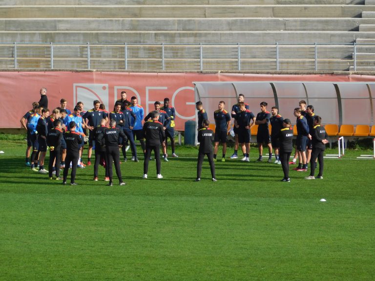 Qui Lecce, proseguono gli allenamenti in vista dell’Inter: assenti Banda e Pongracic