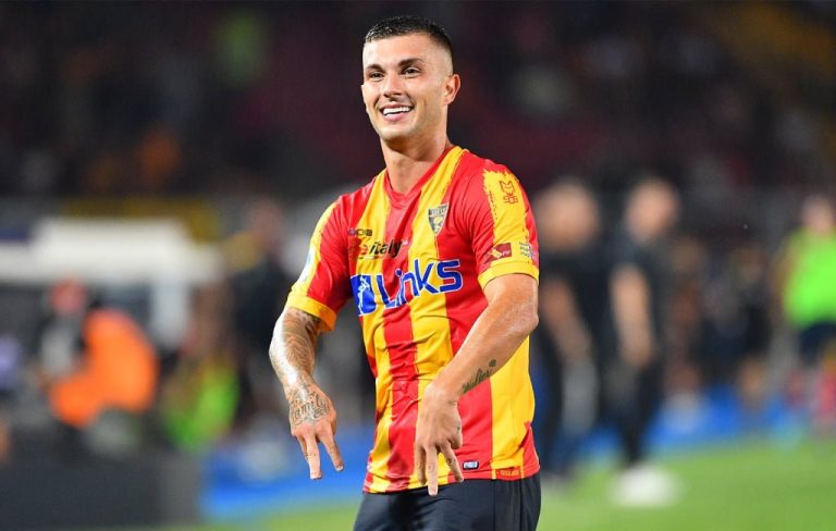Calciomercato Lecce, da capitano ad esubero: Strefezza sempre più vicino all'addio