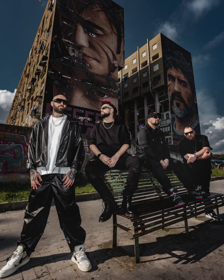 I Boomdabash tornano con "Tutta un'altra storia"