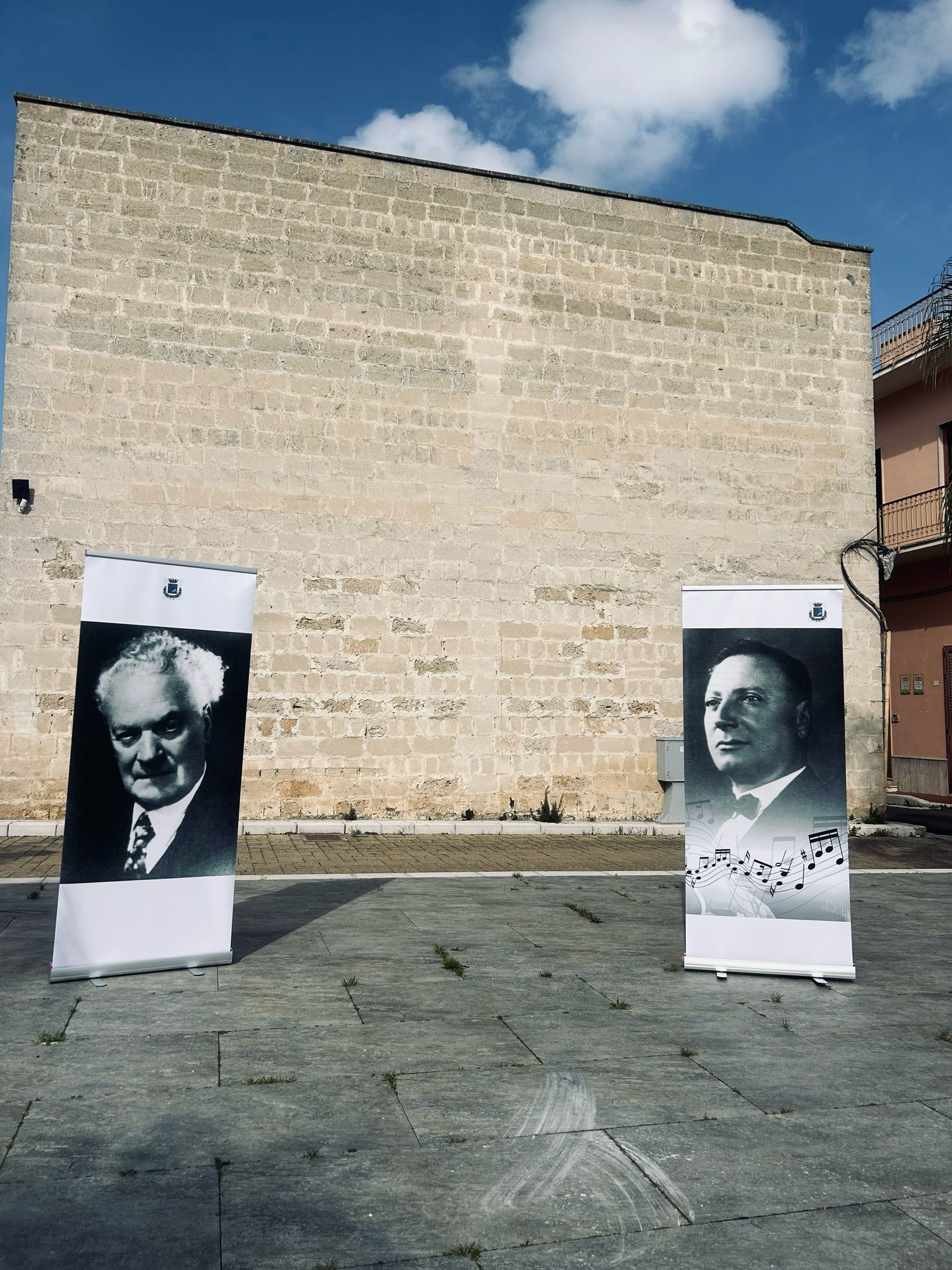 Squinzano celebra i Fratelli Abbate con un’opera d’arte unica: domani l’inaugurazione nell'ambito del progetto "SquinzAMO"