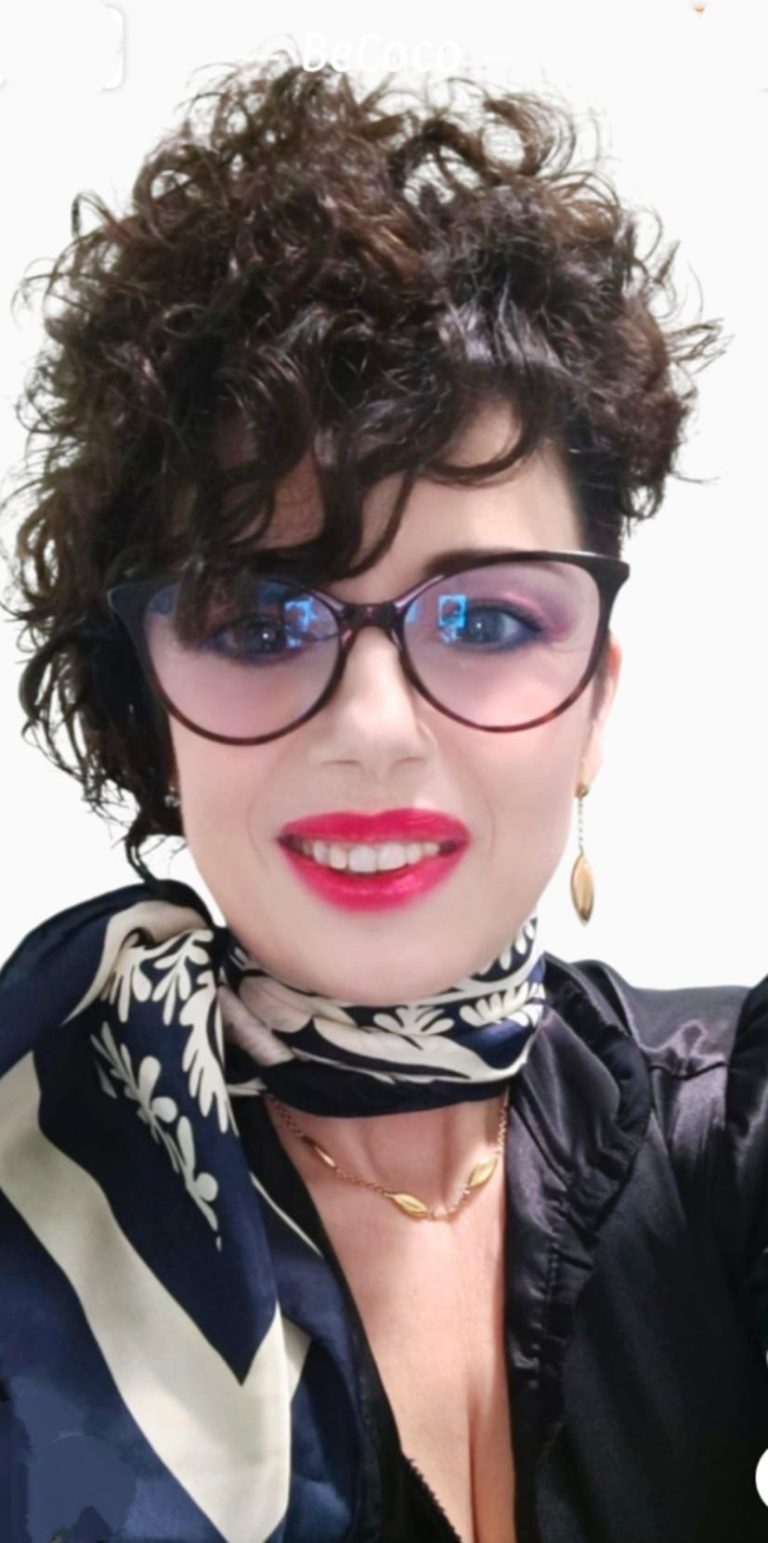Maria De Giovanni a Casarano, una serata di emozione e forza per raccontare la vita oltre la malattia