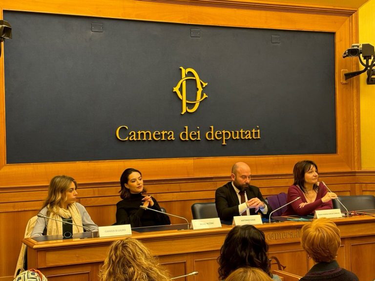 “Hikikomori, i giovani che non escono di casa”, alla Camera un incontro per sensibilizzare le istituzioni e chiedere misure concrete
