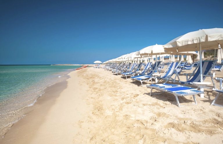 Estate 2026, in Puglia lidi aperti dal 23 maggio