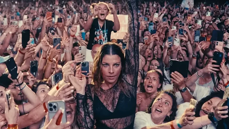 Emma, dopo l’annullamento per maltempo canterà all’Ippodromo di San Siro il 15 settembre