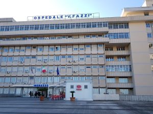 Lecce, cinque bambini in 86 minuti: alba da record al “Vito Fazzi”