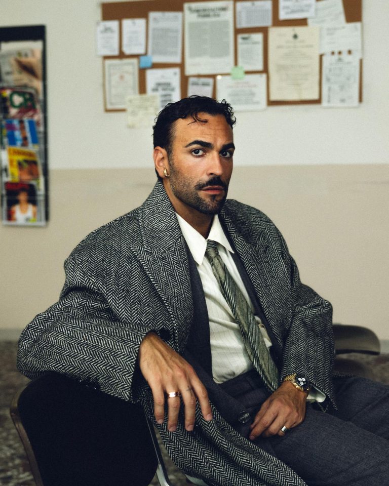 Marco Mengoni inaugura il nuovo capitolo musicale con “Giornate perse”